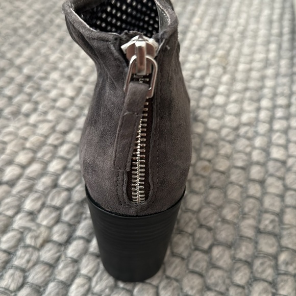 Steve Madden Woman’s Perforated Suede Grey Booties - Picture 5 of 9